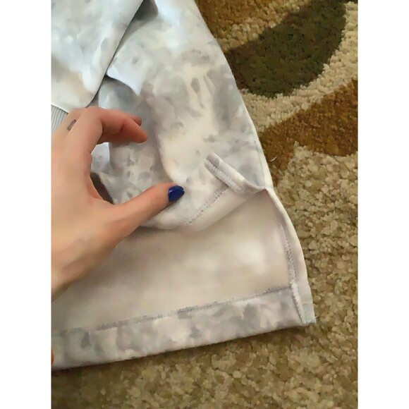 Under armour crewneck - Picture 4 of 4